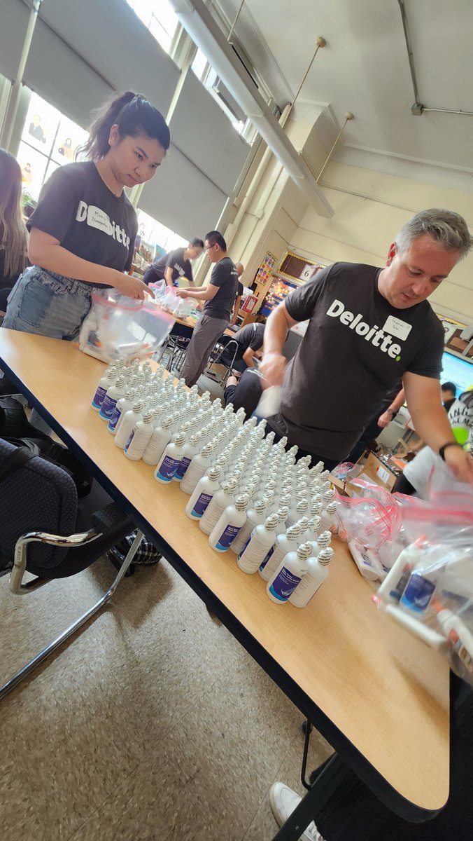 Volunteers from @deloitte came together to serve the @phprepnyc school in #eastharlem. Slime kits were created & the school was beautified. A few hours of impact will generate smiles across students faces and make their school day brighter. #ilovecyny #TBT #impactthatmatters