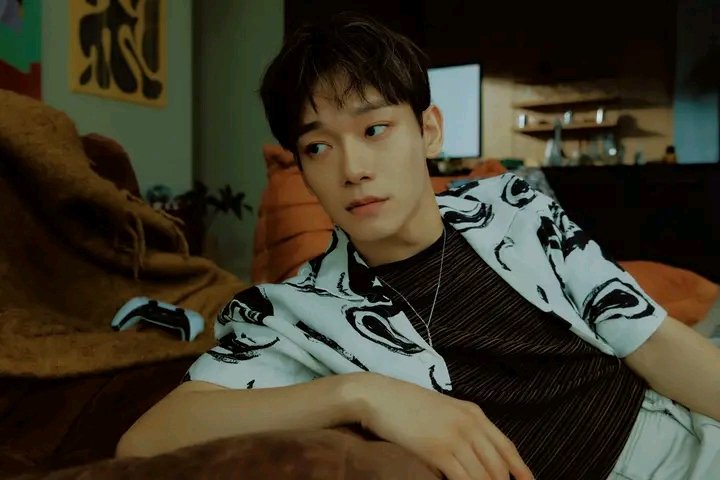 We know that Chen has two children but damn why is he so hot, btw thank you Chen for being patient and thank you for not leaving exo, I can only say one thing to you good job
#Chenexo #EXO_HearMeOut #exo #EXO_EXIST #EXOSCinBKK #EXO_TeaserImage4 #EXO_TeaserImage1 #EXO_TeaserImage