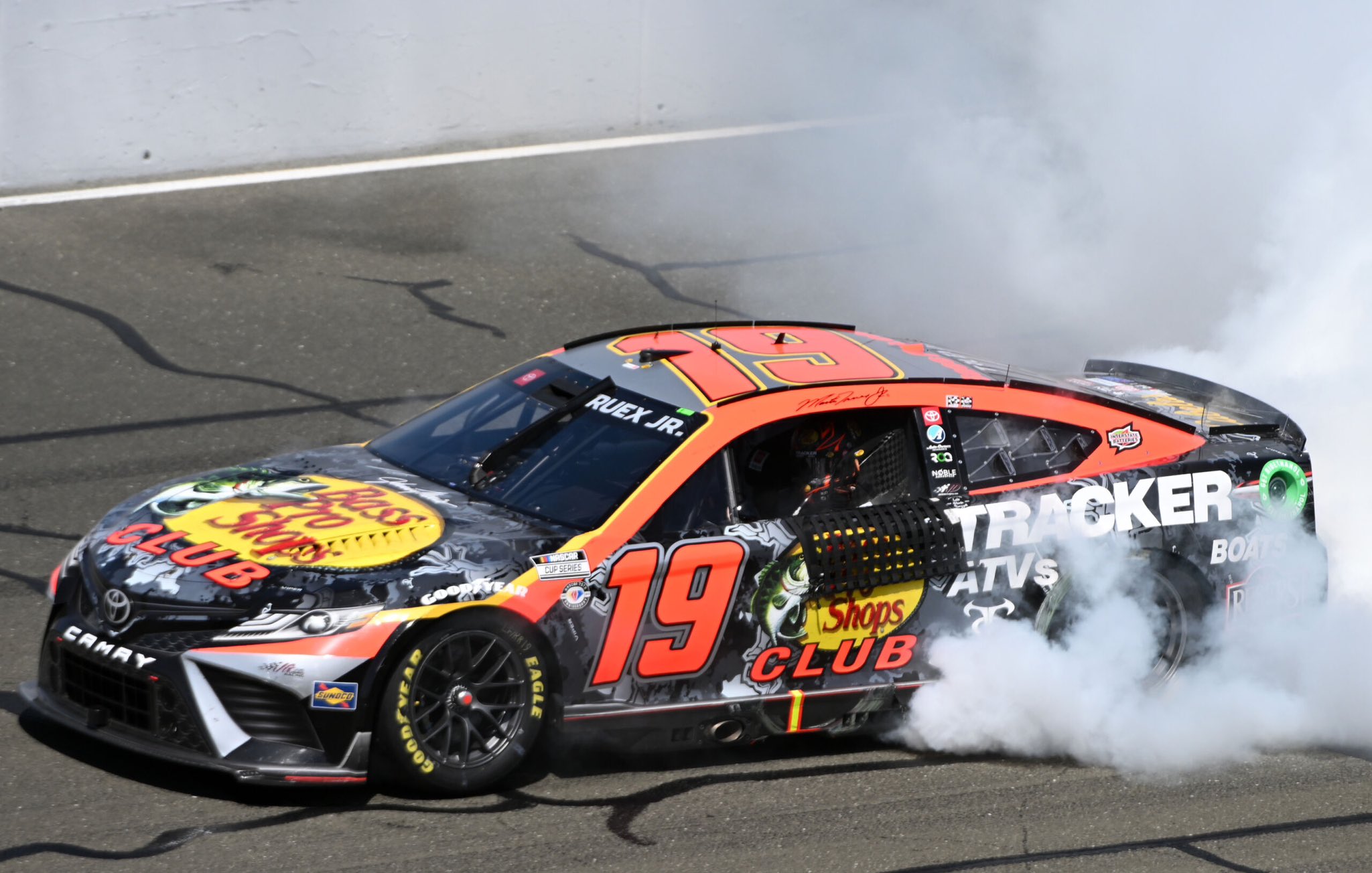 Happy birthday to Martin Truex Jr 