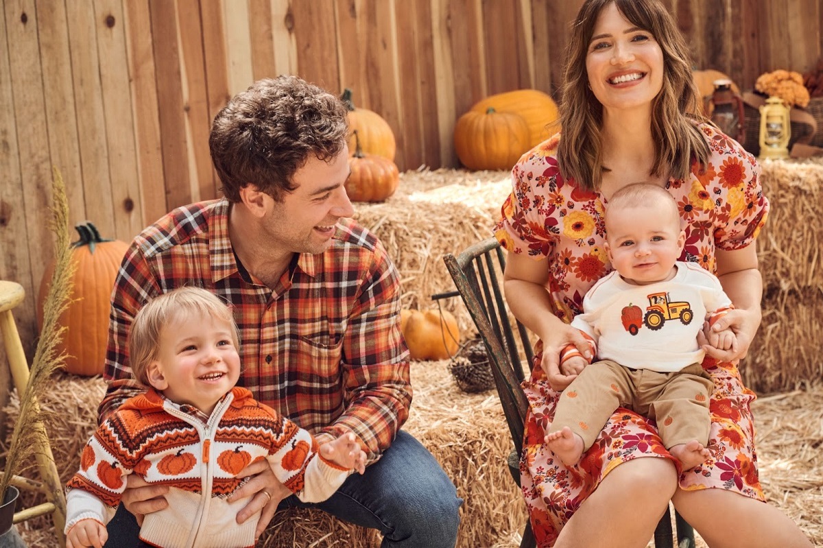 RealMomOfSFV's tweet photo. #MandyMoore’s new Fall Collection for @Gymboree launches today, June 29th! Gymboree’s collections are available in size newborn – 12 and adults XS - XXXL. Check out https://t.co/OY94XGUrDw for more details! #Gymboree #partner #kidsapparel #kidswear #lovegymboree https://t.co/puTZZZi1tg