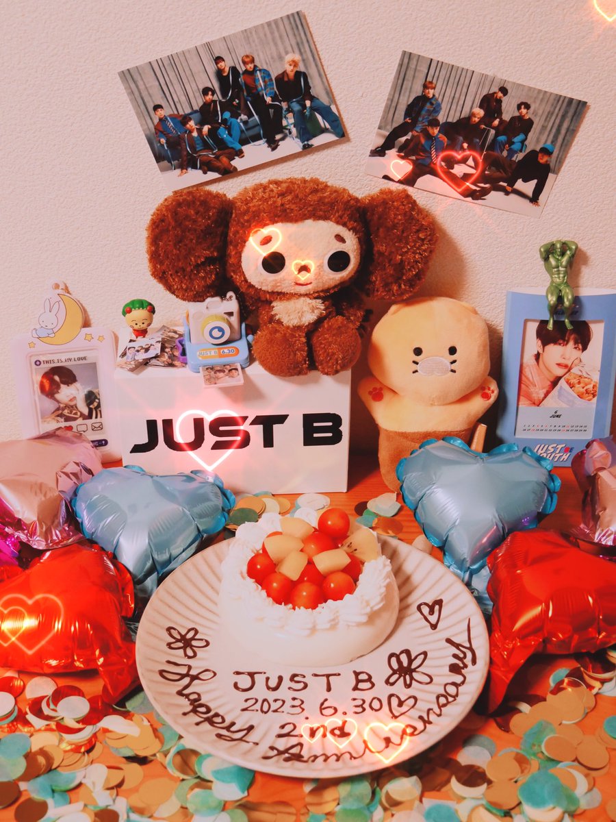 happy 2nd anniversary of debut

2GETHER with JUSTB

#ALWAYS_2GETHER_with_JUSTB
#저스트비_데뷔_2주년_축하해