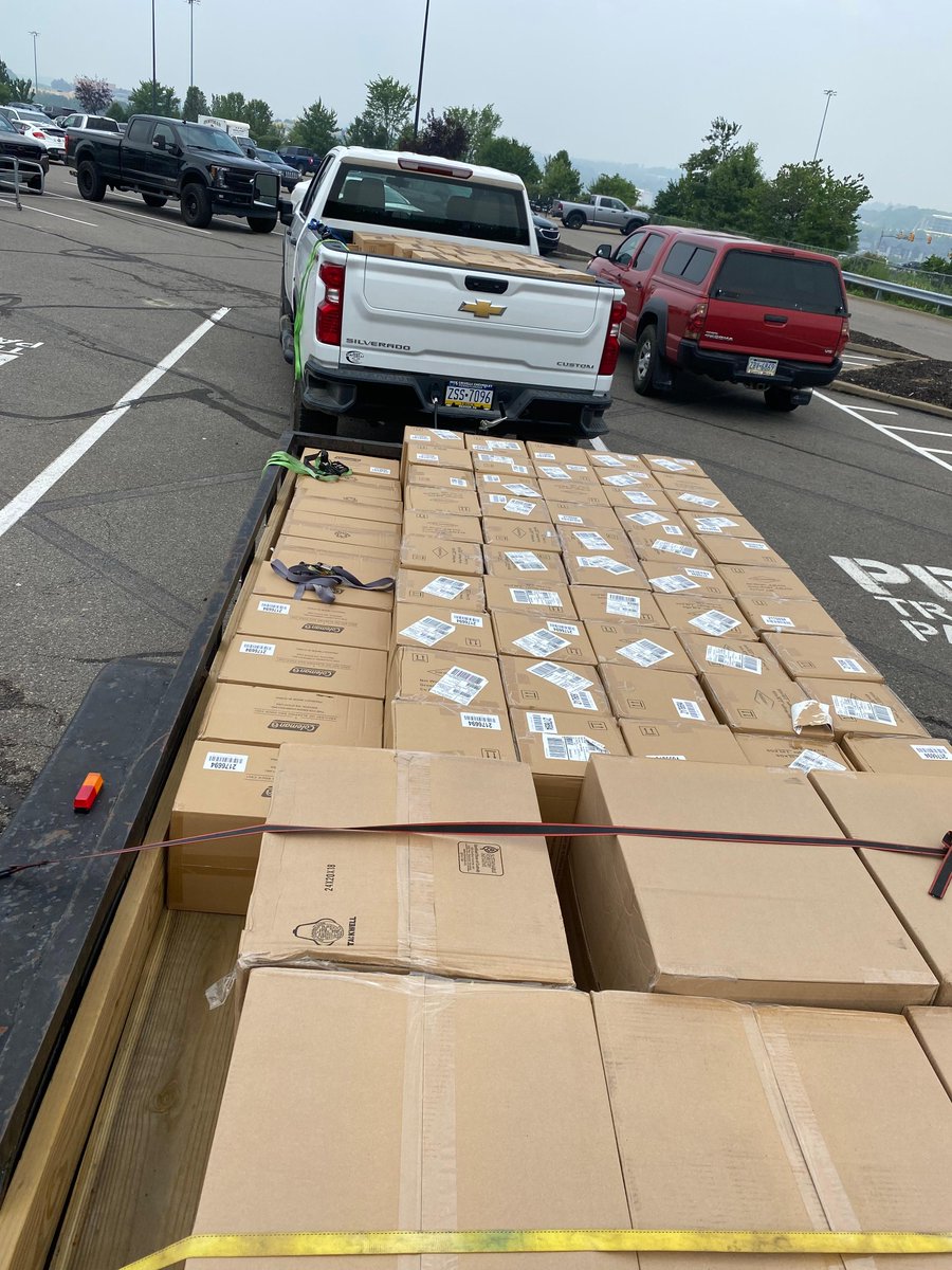 CampKonOKwee's tweet photo. Huge THANK YOU to Dicks Sporting Goods for such a generous donation towards our Send a Kid to Camp scholarship program. 

If you'd like to help support our Send a Kid to Camp program and sponsor a child for summer camp, please visit https://t.co/iSRMcVCOBe https://t.co/9dtayv5IsS