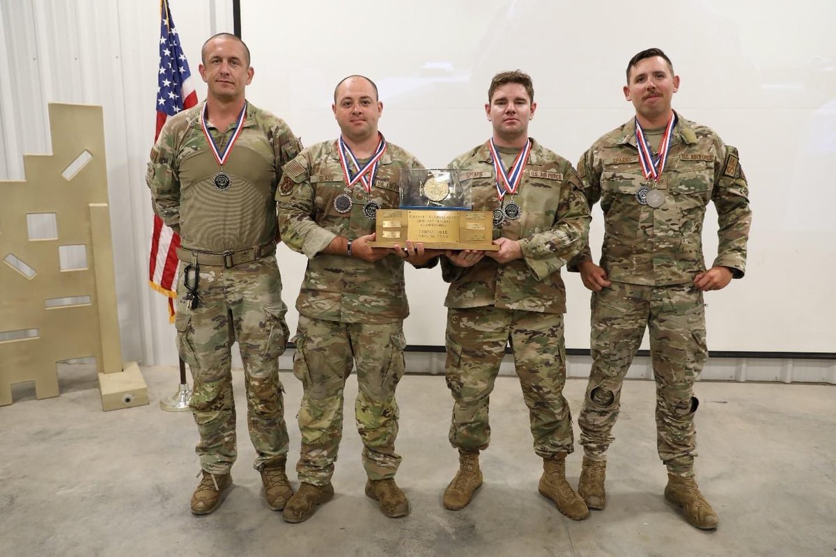 TNMilitaryDept's tweet image. Soldiers and Airmen participated in the TAG Rifle Match, a marksmanship competition and training event to promote shooting proficiency, in Tullahoma last week. A team from the @118thWing came in first place. Congratulations!

#tennesseenationalguard #tagmatch #shootingcompetiton