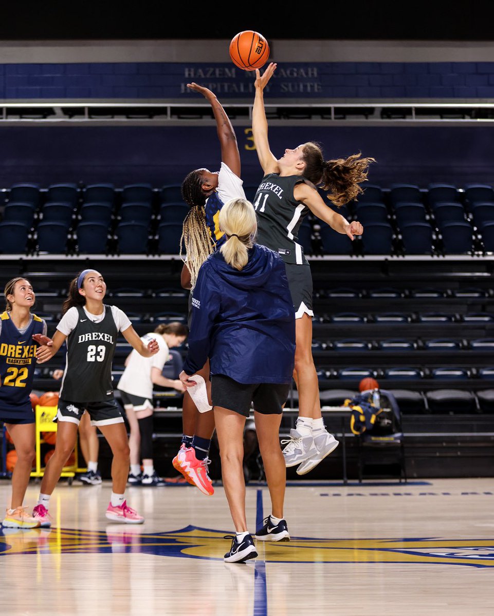 Drexel Women's Basketball tweet media