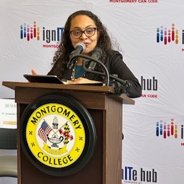 think_moco's tweet photo. 🎉Congratulations on your one-year anniversary ignITe hub! A great turn out for last night's celebration. Exciting to hear from @montgomerycoll's Dr. Jermaine Williams, ignITe hub director Kimberly Bloch-Rincan, & ignITe hub partners. Cheers to many more years! #MontgomeryCanCode https://t.co/t8IEbwjvPv