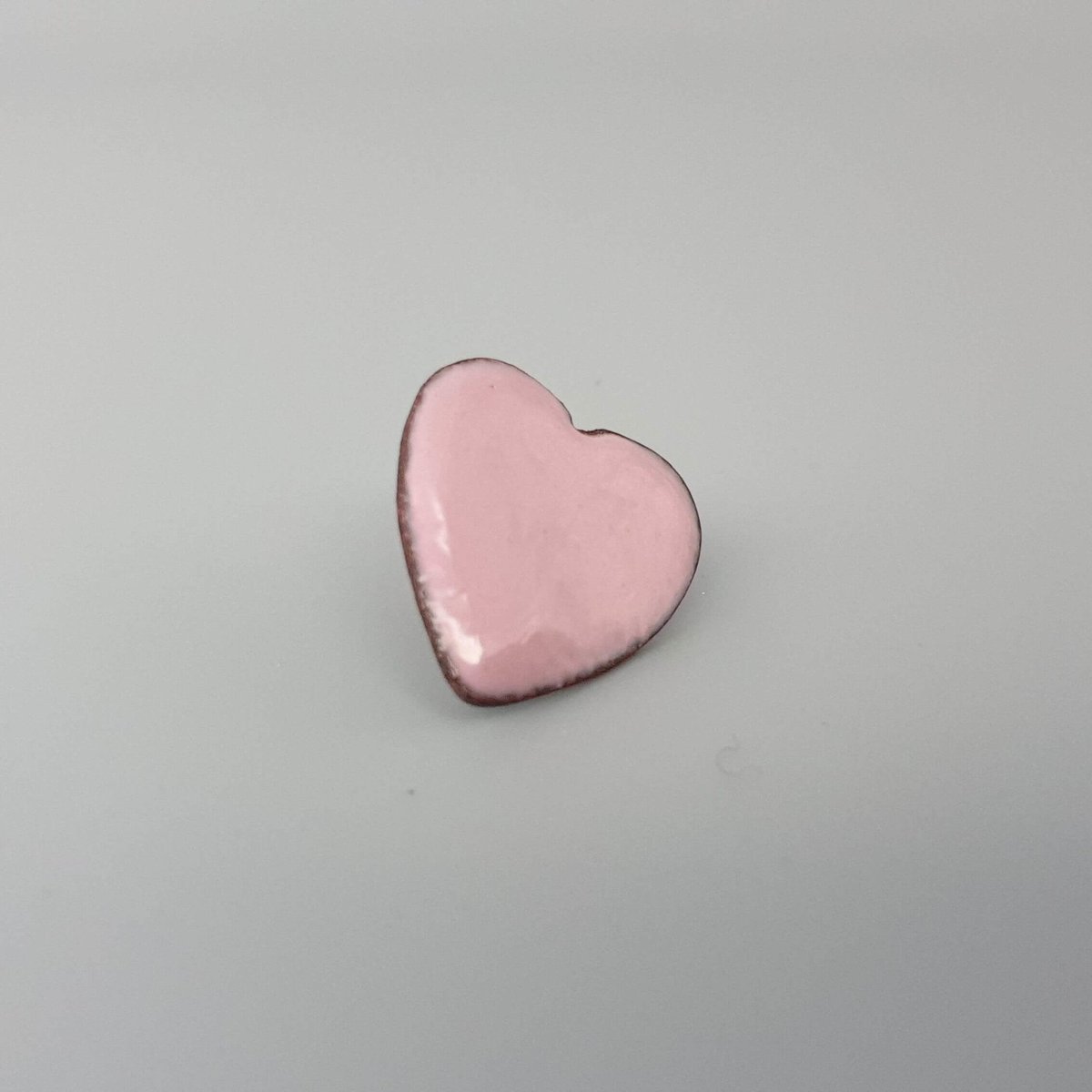 Enamel Heart Brooch tuppu.net/657e8f02 #giftideas #HandmadeHour #shopsmall #inbizhour ##UKGiftHour #MHHSBD #UKHashtags #bizbubble #Valentines