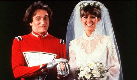 GenTuboCatodico's tweet photo. #29giugno
#CuriositàTV
torna rubrica curiosità
#MORKeMINDY 1di2
in TV
1979 - 1^2^ stag. RAI
1984 - 1^...4^ stag. Italia1
Cambiano quindi voci doppiaggio da stagione 2 (rai) alla 3 (mediaset)
Su voce Mork si nota parecchio, troppo!
Crisi da 2^st per decisioni contorte produzione https://t.co/9mBW1IhkLo