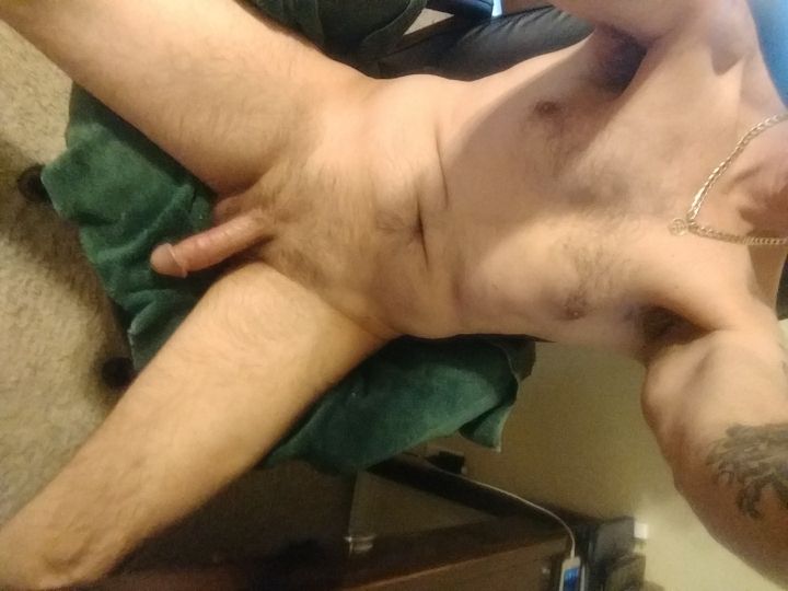 Subdude432's tweet photo. Anyone? https://t.co/702ZEiGYPs