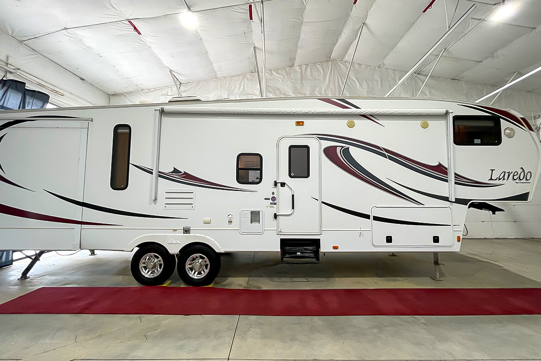 SylvanLakeRV's tweet image. 🚨NEW INVENTORY ALERT🚨
Introducing the stunning 2012 Keystone Laredo 321BH (Stock #5332), the ultimate family bunk model 5th wheel that will take your adventures to new heights!

sylvanlakerv.com/listings/2012-…

#PreOwnedRV #RVforsale #reddeeralberta #5thwheel #bunkmodel