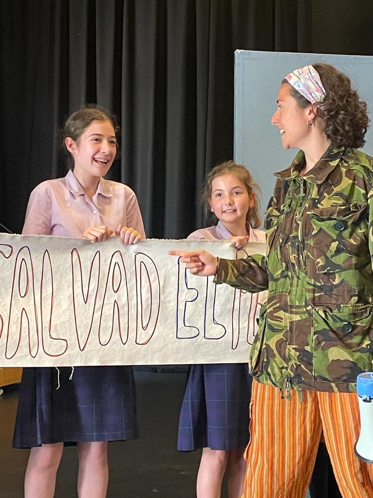 RMSLanguages's tweet image. Our Year 7 and Year 8 students studying Spanish enjoyed a fantastic interactive play today by theatre group @OnattiProdsLtd Muchas gracias! 
@RMSforGirls