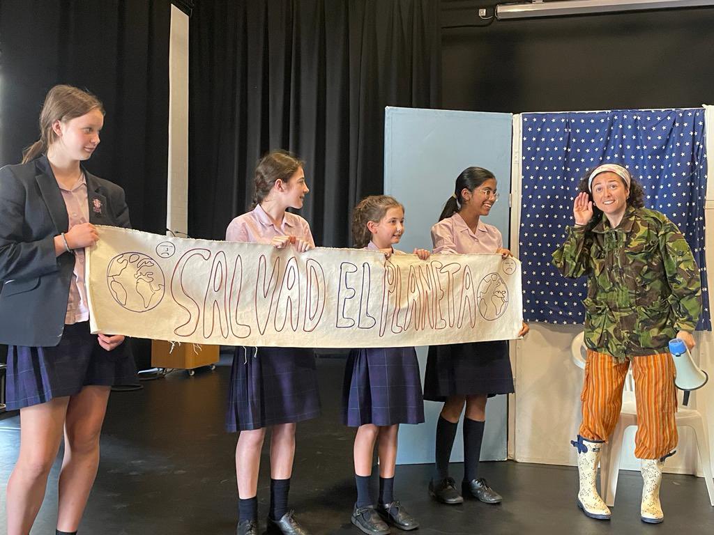 RMSLanguages's tweet image. Our Year 7 and Year 8 students studying Spanish enjoyed a fantastic interactive play today by theatre group @OnattiProdsLtd Muchas gracias! 
@RMSforGirls