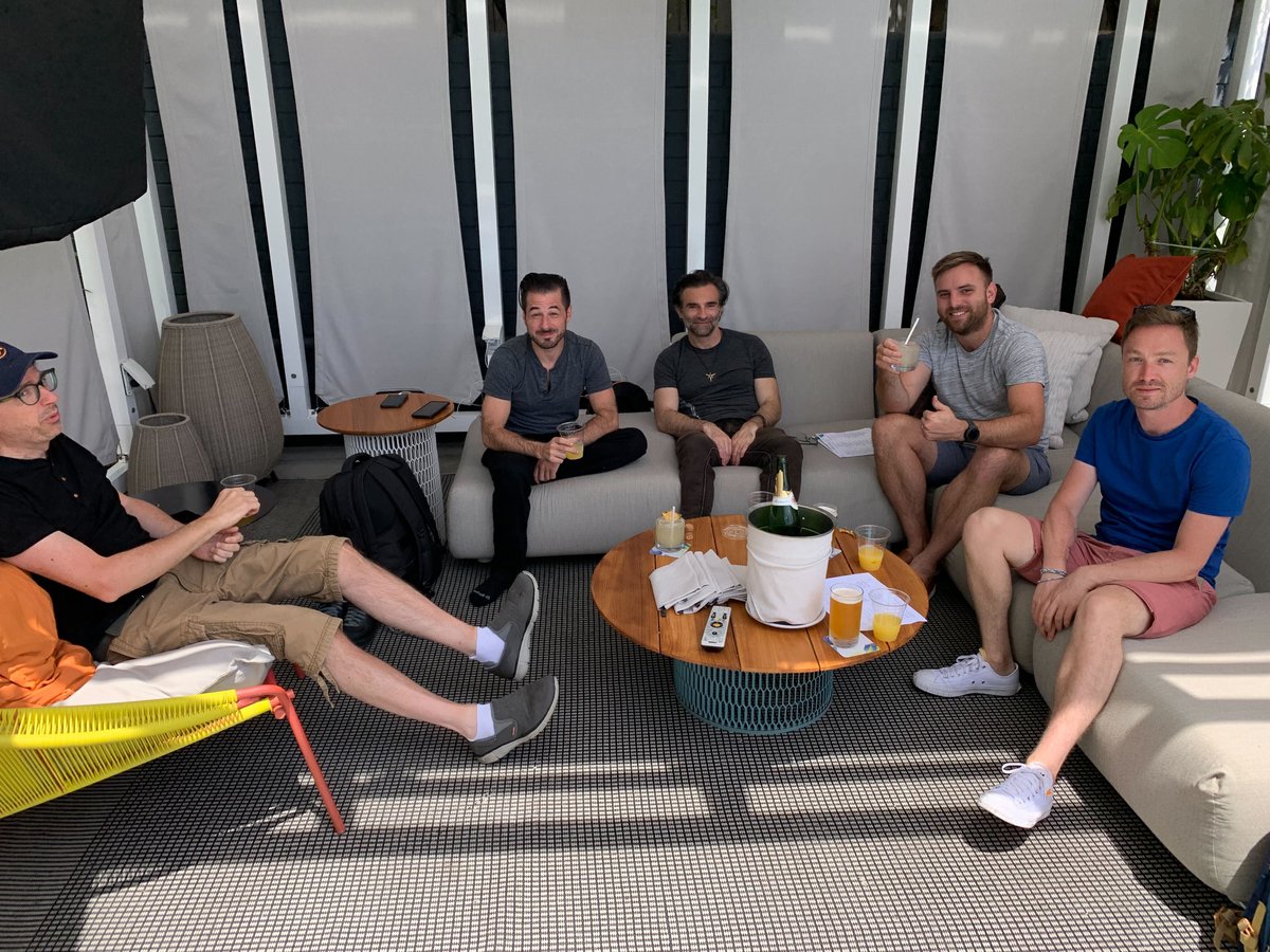 WolfEyeGames's tweet photo. Sea, sun and smiles 🌞🐺

We gathered in LA for Wolfcon to exchange, discuss and present our recent development. Excited to share more soon! https://t.co/LZYti1bLVX
