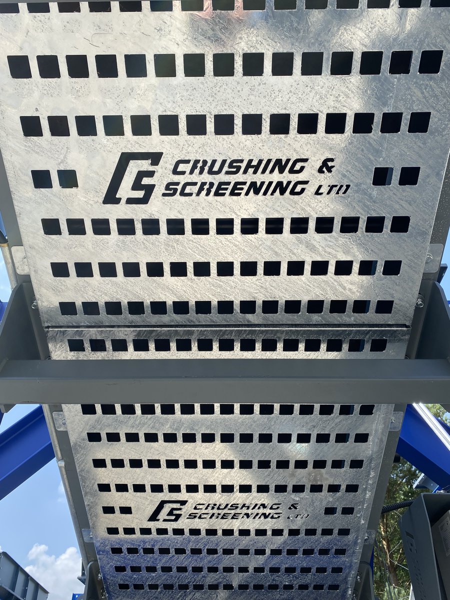 CrushingScreen's tweet photo. Check out our new YouTube video ...

https://t.co/Qm4uRw9mui https://t.co/b0MldOSwrw