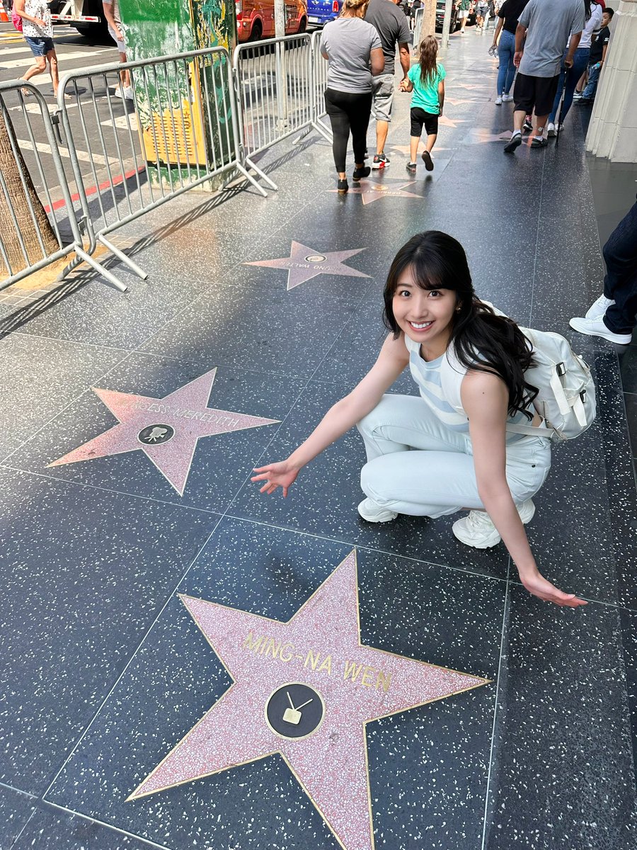 sasaluv_0114's tweet image. 昨日の学校終わりは #Hollywood #WalkofFame に行きました⭐️

先日セレモニーがあったディズニーレジェンド@MingNa さんの✨これを見るために行ったと言っても過言ではないくらい見たかった🥹👏🩷

ディズニーストアで耳買ってハリソンフォードの⭐️で写真撮ってミニーちゃんとウォルトにご挨拶したよ🎈