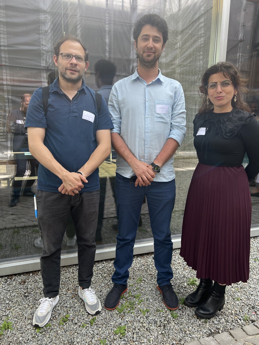 Wir sind heute bei der Vorstellung des Berichts vom Unabhängiger Expertenkreis Muslimfeindlichkeit mit dem Titel "Muslimfeindlichkeit - Eine deutsche Bilanz".

Die Veranstaltung findet im Haus der Kulturen der Welt in Berlin statt.