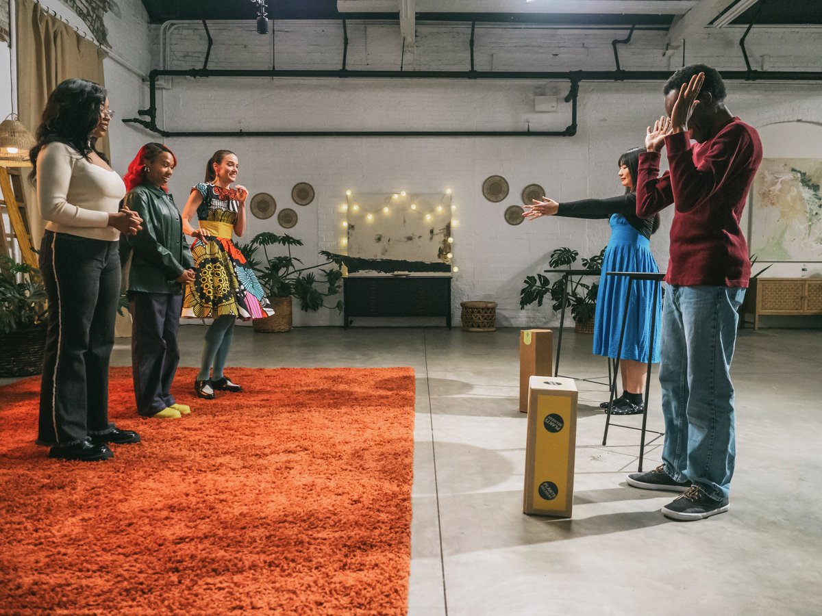 HowLifeUnfolds's tweet image. Tune in next week for the launch of our new episodes of Pack It! The #RecyclingDesignChallenge! This year, our contestants will be designing for a plant delivery box and a produce subscription box. Watch last year&apos;s episodes to get excited for the launch: hluf.us/ZPIG50P0xSA