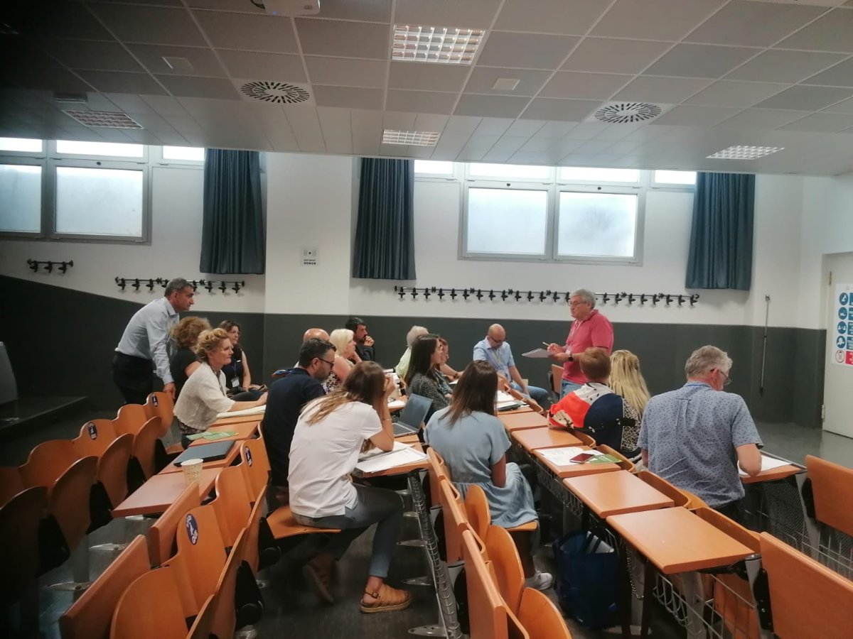 AGROSUS_HE's tweet photo. End of AGROSUS KOM first day with a family photo, tomorrow we will hear our #ExternalAdvisoryBoard and #SisterProjects #Good and #Conserwa, and will end with #CommunicationDissemination and #ResultsExploitation as well as #EthicsRequirements. https://t.co/uEQC6a6blF