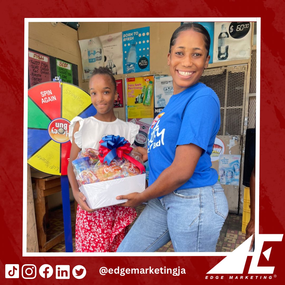 edgemarketingja's tweet photo. #Recap of our #EdgePromoters at Jelly’s and D’s One-Stop store for @honeybunja Goldie and Jelly Bread Sampling and Giveaway Promotion! 

#EdgeMarketingJa #MarketingAgency #BrandAmbassador #Promoters #HoneyBunJa #Promotions #EdgePromotions https://t.co/5Jms6dMjFv