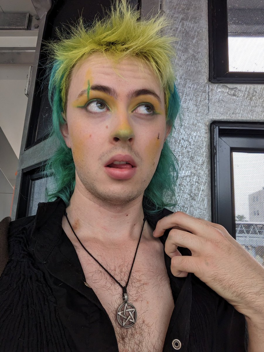 madcountof's tweet photo. @commentiquette Other than me who else has joined the Pineapple Summer Squad? https://t.co/PkZiPxDx4B
