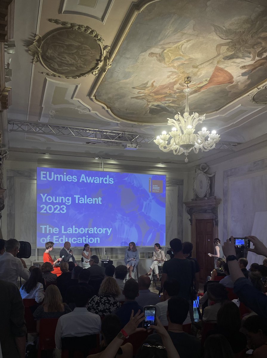 EUmiesAwards's tweet photo. #EUmiesAwardsDay2023
Conversation 4:
“Exchange and roots”
With: Shaha Raphael #YoungTalentOpen, Dinko Jelecevic #YoungTalent, Laura Hurley #YoungTalent, María de la O Molina #YoungTalent, Dubravko Bacic (ACE) and Jennifer Mack (Jury member)
LIVE🔵 https://t.co/ar8ZHQeIeq https://t.co/KsgtfLs2vW