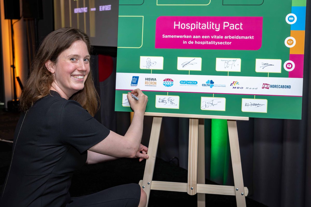 ARBEIDSMARKT | Samen strijden we tegen uitdagingen op de arbeidsmarkt! Hospitality sector tekent Pact en lanceert Be My Guest platform. Ontdek waarom dit pact zo belangrijk is voor de gastvrijheids- en vrijetijdssector. bezoek.khn.nl/3pq8INK 
#arbeidsmarkt #hospitality #horeca