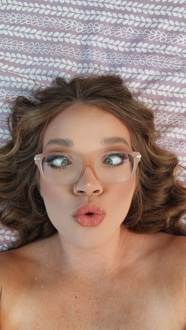 Got to have some Fun on set for one of my favs👀😈 better keep your eyes peeled for this one👐  Oh hi @HouseofFyre<a href="/tag/newprofilepic"class="tags"><span>#newprofilepic</span></a>