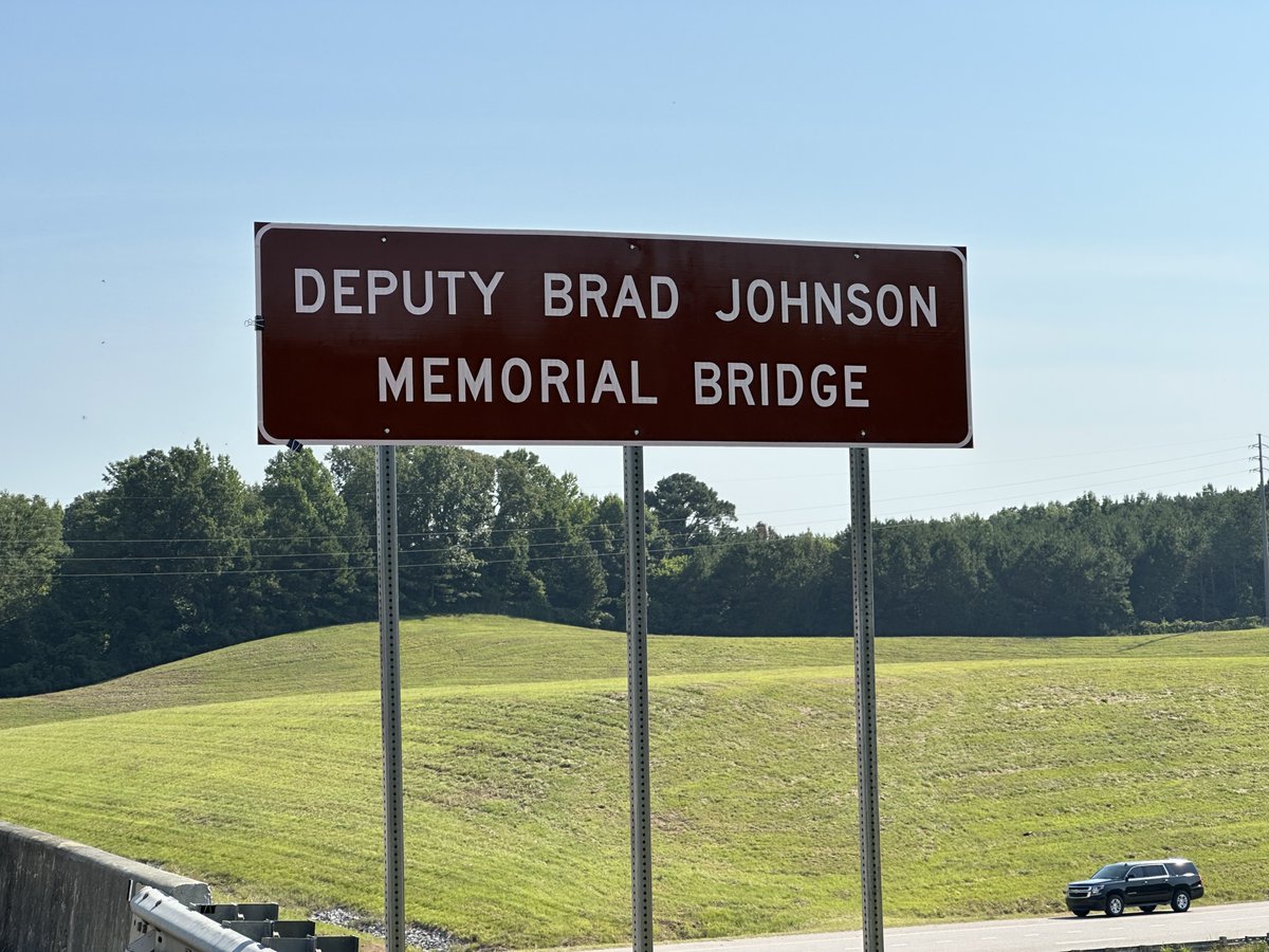 <a href="/NewsDudeJR/">Jarvis Robertson</a> covering a special ceremony to honor fallen <a href="/BibbCo_Sheriff/">BibbCoSheriff (AL)</a> deputy Brad Johnson today. More details on <a href="/WVTM13/">WVTM 13</a> News. #wvtm13