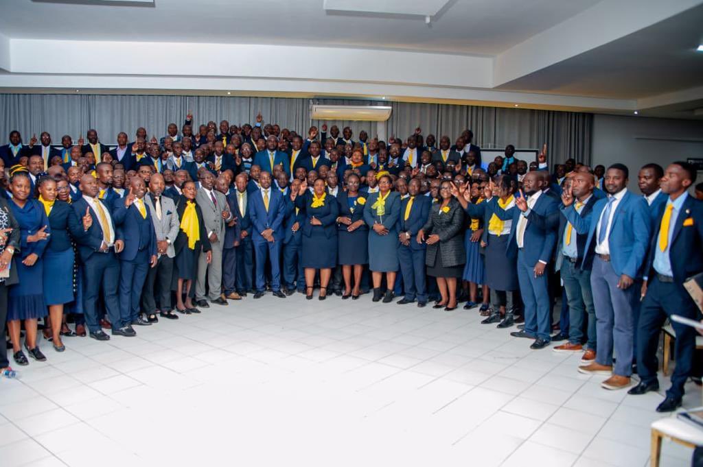 nelsonchamisa's tweet photo. We met with all the 340 Candidates (MPs &amp; Senators) -The Citizens Winning Team #ForEveryone https://t.co/GDyzymQoRB