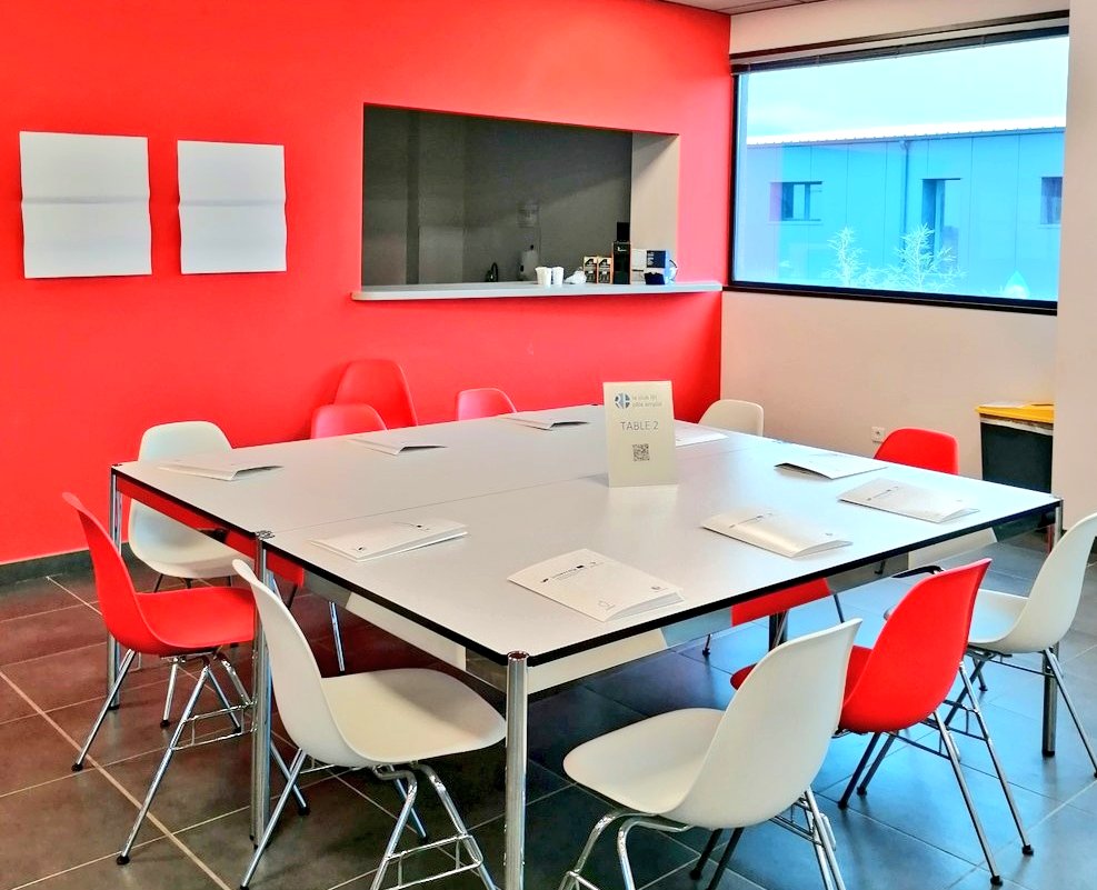 SandraSerpaggi's tweet image. J-1 pour #ClubRH à Bastia dans les locaux de @admr2B pour aborder le sujet de la #formation Enjeu de l'entreprise. Semu pronti 😉 #AvecPôleEmploi