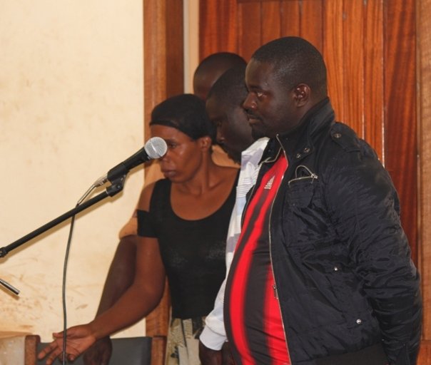 sasmvn's tweet photo. PART II

Furious, the General’s agents promised to teach Ivan a lesson. Shortly thereafter, all hell broke loose upon Ivan. According to Mzee Kaweesi, it started with threatening phone calls from former Kampala South RPC, Siraje Bakaleke. In the photo is Bakaleke visiting one of the suspected murder scenes. 

Then, at the beginning of Sept. 2017, Ivan’s home is raided by police officers. Led by who? You guessed right: Bakaleke. Ivan gets arrested as the prime suspect in the women murders. 

On Dec. 29 2018, Saturday Vision had run a story on Bakaleke – then on run for allegedly kidnapping and robbing Asian investors. Mbu Bakaleke spirited away with over UGX 200M and several luxury cars belonging to Ivan, which they hadn't declared as exhibits in Ivan’s prosecution. 

Reports claimed that other assets of Ivan’s went missing after his arrest. Mbu all money on his bank A/Cs was withdrawn and shared amongst senior security officers. Most of the 8 prosecution witnesses presented against Ivan were Police Officers – Bakaleke’s juniors.

Meanwhile, during Ivan’s trial, Ronah revealed that security operatives had offered her Shs250m to testify against her husband that he had murdered his 9 y/o son – who was actually alive – for wealth. Mzee Kaweesa later corroborated Ronah’s statement. 

Note that by that time, regime Spokespeople had already blamed the murders on “practitioners of witchcraft” who use human sacrifice to generate financial wealth. Mbu Ivan was using the murdered women’s uteri to trap Nile Perch 🤣😅.

In Jan 2018, NTV ran a story, 'Terror on the Lake'. The story accused UPDF's Fisheries Protection Unit (FPU) of terrorizing fishing villages around L. Victoria for “illegal fishing methods". It quoted families of 10+ victims who accused FPU of torturing their loved ones to death. 

One of the witnesses recounted, “Capt. Alituha Stephen & four soldiers came to the Masjid & ordered us out. I was beaten, taken to the shores, and ordered to enter the lake as the beating continued. They told me I was lucky because the President had ordered that I be shot dead”. 

Another woman, Zakia Naigaga, narrated, “…they started beating me. They even tried to strangle me, saying the President gave them guns to kill me.” But FPU rejected these allegations, explaining that “when we go after them, they try to flee and drown in the lake”.

In its “Fayilo Ku Meeza” show, Bukedde TV reported systematic intimidation, torture & murder by the military of fishermen who dealt in fish maw. The Monitor also accused FPU of “joining the lucrative trade … under the guise of ridding the lake of bad fishing practices”.

In Nov. 2018, the New Vision ran a story in which local fishermen claimed that FPU had “confiscated people’s property including and forced them to relocate”. The Paper later also reported that a proposal had been finalized to prohibit foreign investors from exporting fish maw.

Long story short, on 24 Jan 2019, High Court Judge  Wilson Kwesiga acquitted Ivan on a “no-case to answer”. In a stern Judgment, Justice Musene declared the entire trial a useless wastage of public resources.

Per Justice Musene, the evidence against Ivan could not stand even in a chicken-thief case. “It doesn't even qualify as evidence of reasonable suspicion. Police did a bad job. [Ivan's] Prosecution was in bad faith because they [knew] they had no evidence but still prosecuted". 

Ivan's out of jail but his life will never be the same again. For nearly two years, he was jailed-without-bail and robbed of his hard-earned wealth. There're most probably many other Ugandans facing similar injustice. Most importantly, the real perpetrators of the murders will probably never be brought to book. At least not when M7 and his cronies are still in power. It is for stories like Ivan's and the victims' that #WeAreRemoving_A_Dictator!