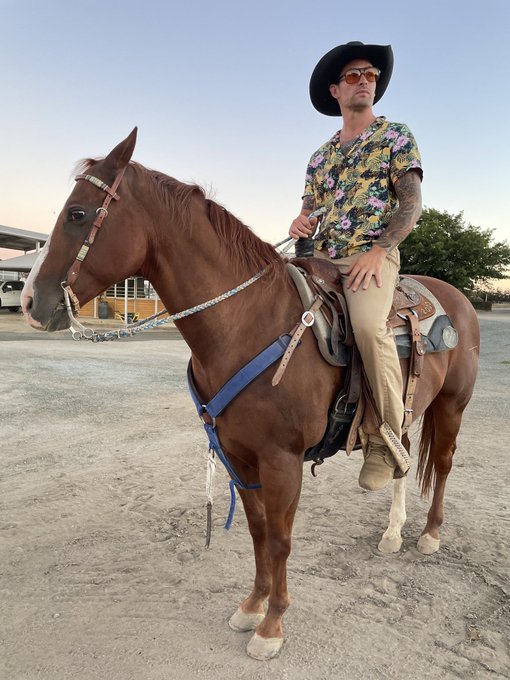 Happy birthday to truly the greatest man I know we started porn together 4 years ago he was my anonymous