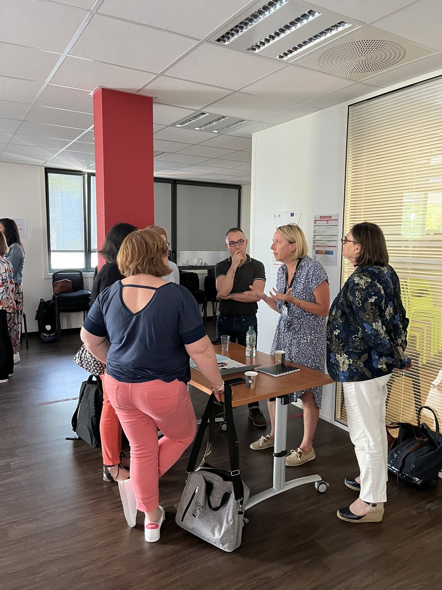 👍Un accompagnement plus adapté aux personnes en recherche d #emploi des #QPV <a href="/nantes/">ZZIPo</a> : une initiative @pole_emploi pour une action #Quartiers vers l #entreprise #TousMobilises #emploidabord! Avec nos partenaires 🎯