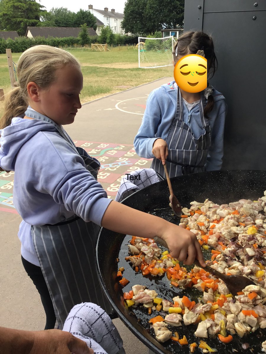 WyeHay's tweet photo. Healthy week fun continues! We cooked up a giant paella with Jane the chef with 3 of our 5 a day and enjoyed a delicious feast together! Yum! https://t.co/mfCqXDnZjj