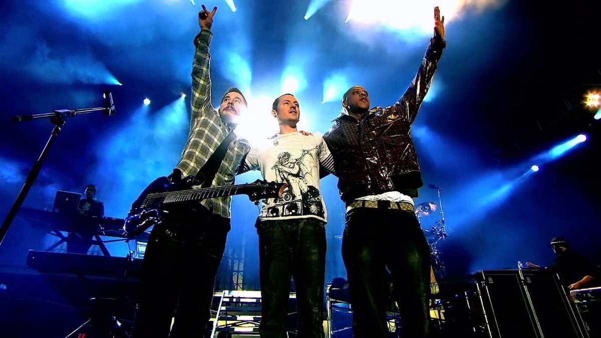 LPLive's tweet photo. On this date 15 years ago @linkinpark performed a massive #ProjektRevolution show in Milton Keynes, England with Jay-Z &amp; more! This show was released on CD/DVD/vinyl as “Road To Revolution”! https://t.co/7CbFHcB67T