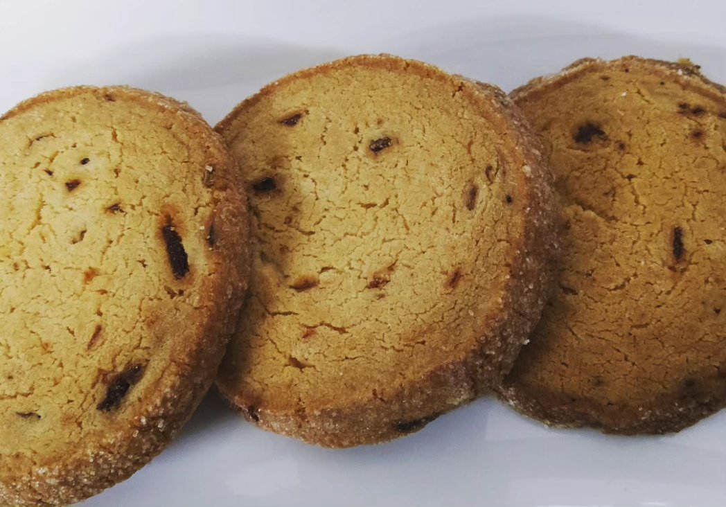 ➡️ Dos tipos de #diamantes: con y sin #chocolate. Y, por supuesto, siempre 💯 por 💯 artesanales. 
😋 Qué aproveche 😋
<a href="/ValrhonaES/">Valrhona España</a> <a href="/Valrhona/">Bao Truc</a>
#molineando
#todosabericoenelmolino 
#dateuncapricho 
#endulzandocorazones 
#disfrutaconelmolino 
#molineaconganas 
#vigo
#galicia