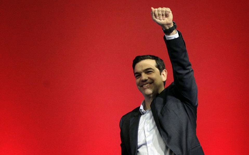 John_S_Mill_'s tweet photo. Ότι και να λένε οι δεξιοί, η αλήθεια είναι μια. Το φαινόμενο #Τσιπρας και #ΣΥΡΙΖΑ, που τους στοίχειωσε τόσα χρόνια, δεν θα μπορέσουν ΠΟΤΈ να το αποδομήσουν. Πήρε ένα κόμμα του 3% και το έκανε κυβέρνηση. Ένας άνθρωπος χωρίς ένα "μεγάλο" επίθετο, μόνος του. Αλέξη, σε ευχαριστούμε https://t.co/24SvffHeh9