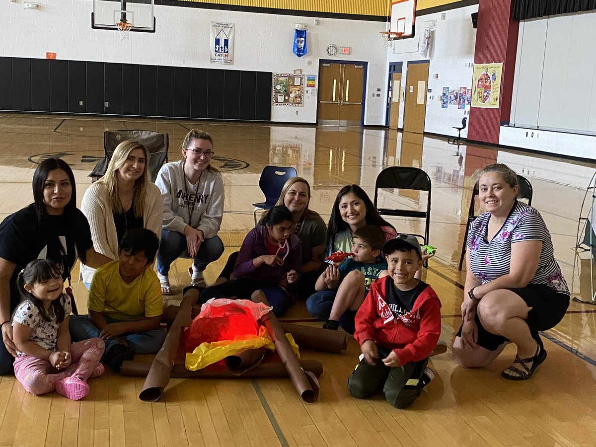 Bee_neoxo's tweet photo. I was given the best crew this summer for ESY!! Truly takes a village and I am so blessed to be apart of this one 🤍☀️ @BinzMaggie @SWargaski #HarvardRising https://t.co/EwCF35tfli