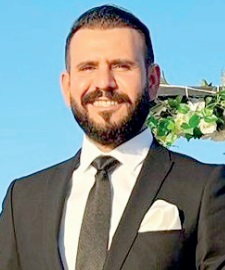 Parlak Bakliyat Yönetim Kurulu Başkanı Selman PARLAK; Değerli hemşerilerimin ve tüm İslam aleminin Mübarek Kurban bayramını tebrik eder, hayırlara vesile olmasını dilerim.dedi.