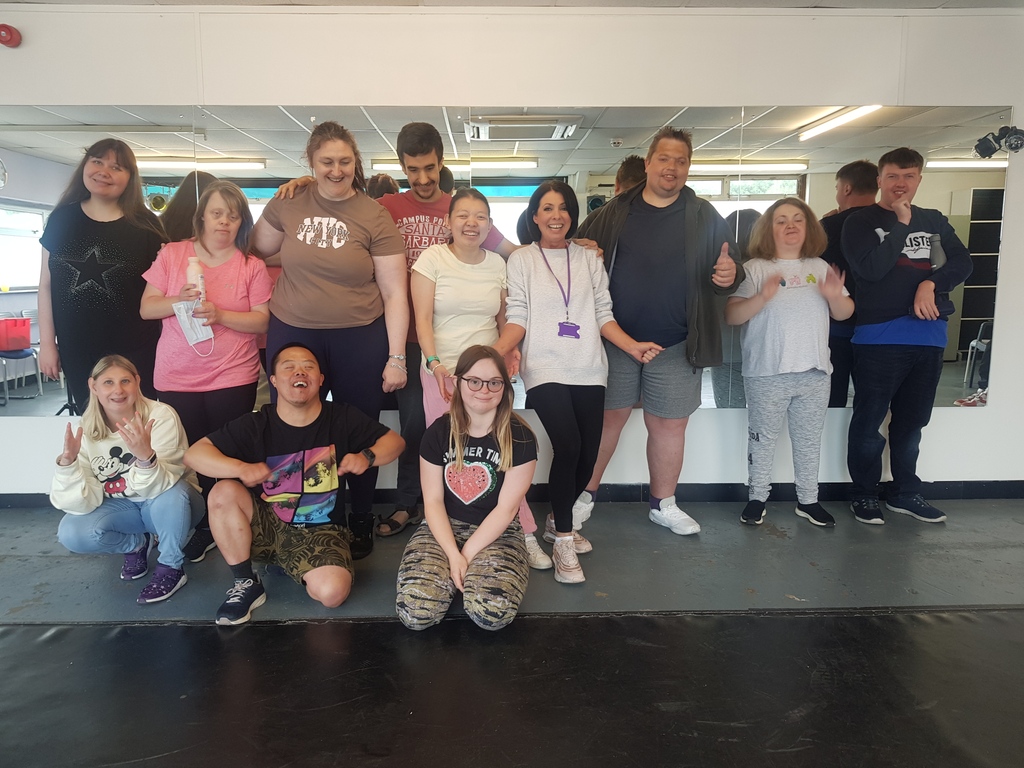 DayspaceLD's tweet image. What a year it's been! 

Today is the last day of placement for Rosie and Sian, students on placement with us from Orpheus! 

It's been a pleasure having them with us, and we're sad to see them go, but we wish them the very best in the future! 

#Dayspace #Student #placement