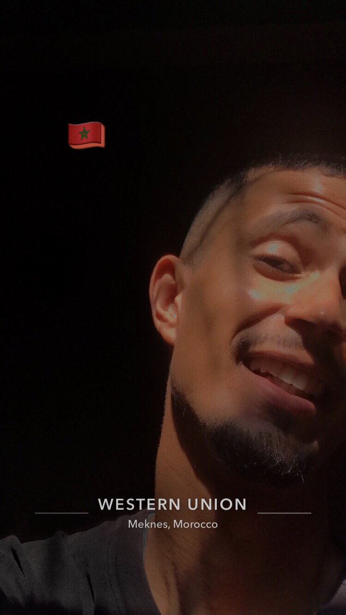 leamsssi's tweet photo. Feliz fiesta 🥳🎊🌙del cordero 🐑
#Maroc  #meknes #AidElKebir #happyaid https://t.co/uXtNMi3Djs