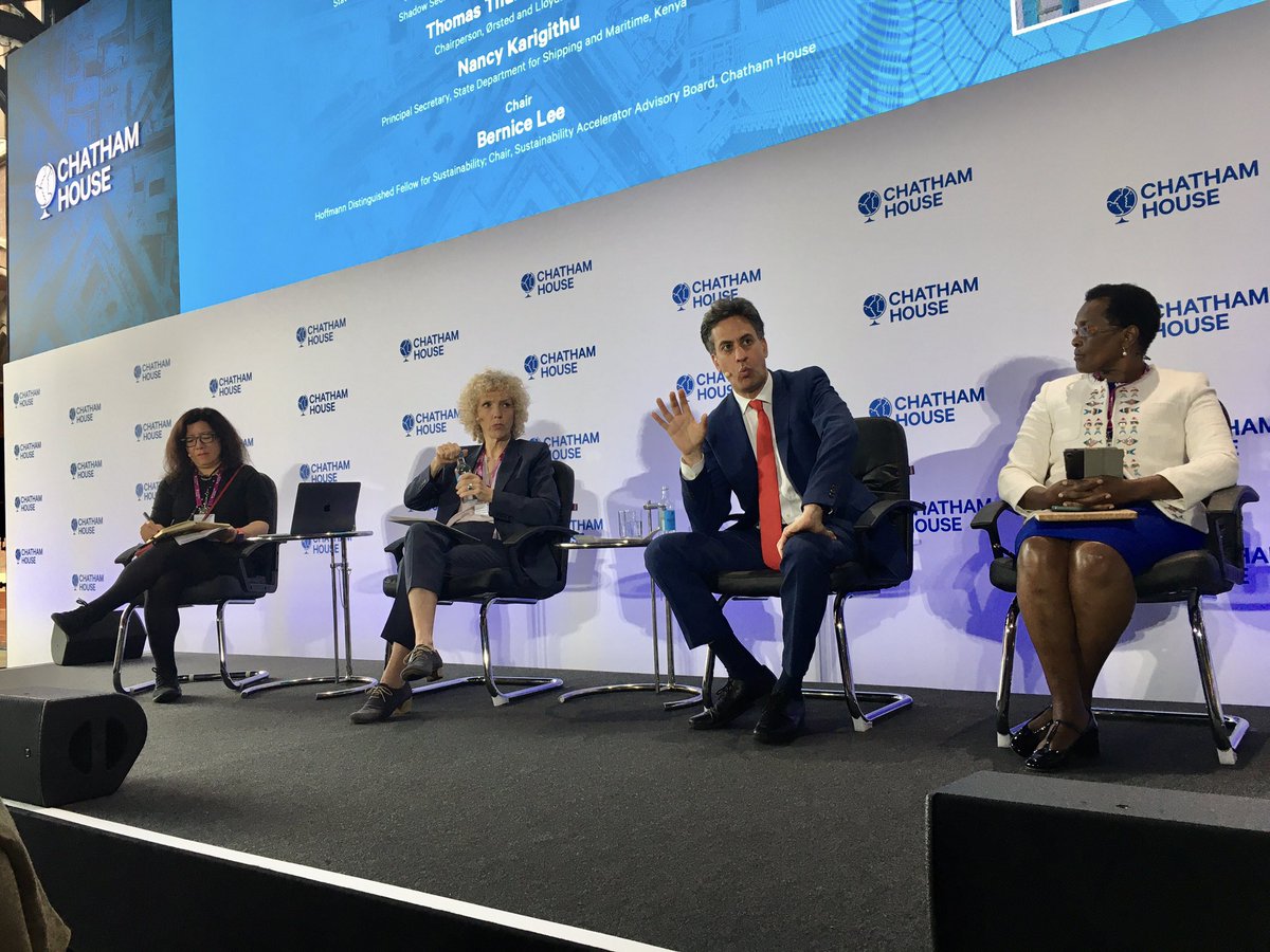 Glada (@glada_lahn) on Twitter photo “Doubling down on fossil fuels is not the answer to a fossil fuels crisis” says shadow Sec of State <a href="/Ed_Miliband/">Ed Miliband</a> #CHLondon “Doubling down on fossil fuels is not the answer to a fossil fuels crisis” says shadow Sec of State <a href="/Ed_Miliband/">Ed Miliband</a> #CHLondon