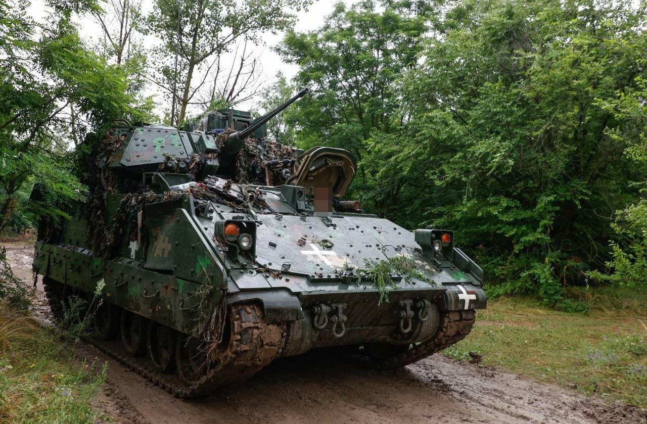 FzzUlC6XsAITIt8?format=jpg&name=large