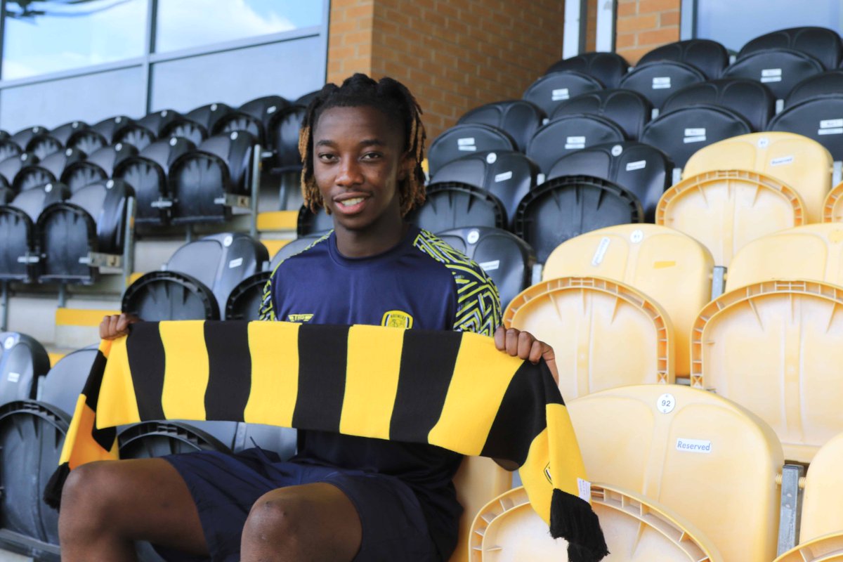 And another one in for <a href="/burtonalbionfc/">Burton Albion FC</a> ... Kegs Chauke from <a href="/SouthamptonFC/">Southampton FC</a>. Story to follow. #brewers #bafc