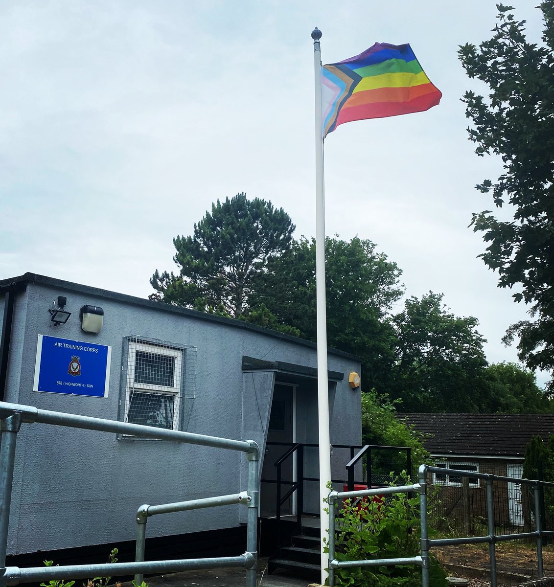 878Highworth's tweet photo. 8️⃣7️⃣8️⃣ Sqn are proud to support #PrideMonth2023 and proud of being part of an inclusive &amp; diverse @aircadets that supports everyone!  (1/2)
#pride🌈 #pride2023 #loveislove #sharewithpride #queerlivesmatter🌈
@DWWaircadets @ComdtAC @RAFAC_Aspire @RAF_LGBT @MODLGBT @highworthonline https://t.co/67PyLNouvw