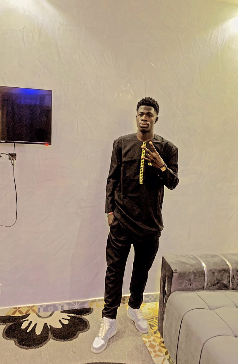 Ndao_Bigmo's tweet photo. Déwanty L£ne🖤🎉
Baléne Akk Balnala nieup Akk😊🙏🏾 https://t.co/gDSr1nDgal
