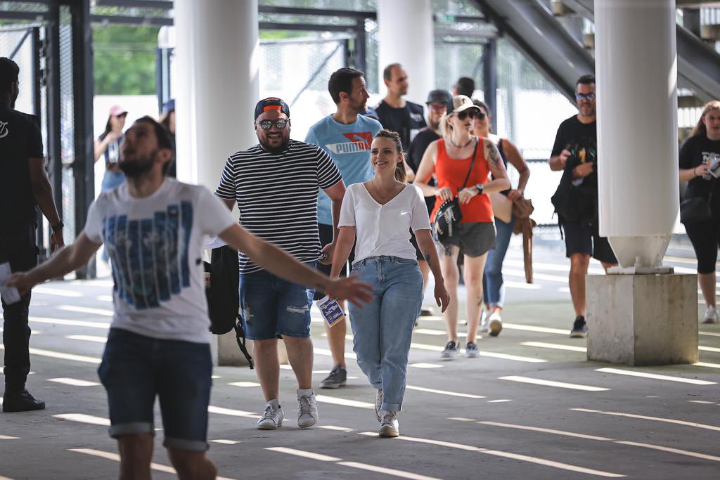 @muse @BordeauxOpenAir @carlsberg [Concert @muse]

ℹ Les portes sont ouvertes 🔓

La Fan Zone est toujours ouverte en attendant le début des 2 premières parties 🎶🤩:
◼ @ONEOKROCK_japan > 19h - 19h45
◼ @royalblooduk > 20h - 20h45

#concert #Muse #WillOfThePeople #MatmutAtlantique #Bordeaux