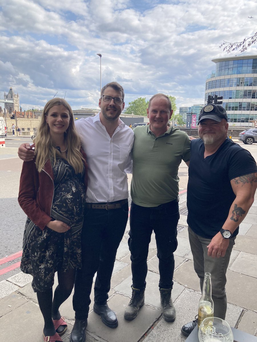 Also great meeting Mark and his lovely fiancée today. Love this place! <a href="/KovicMusic/">Kovic</a> <a href="/careless_astro/">Daniel Saunders</a>