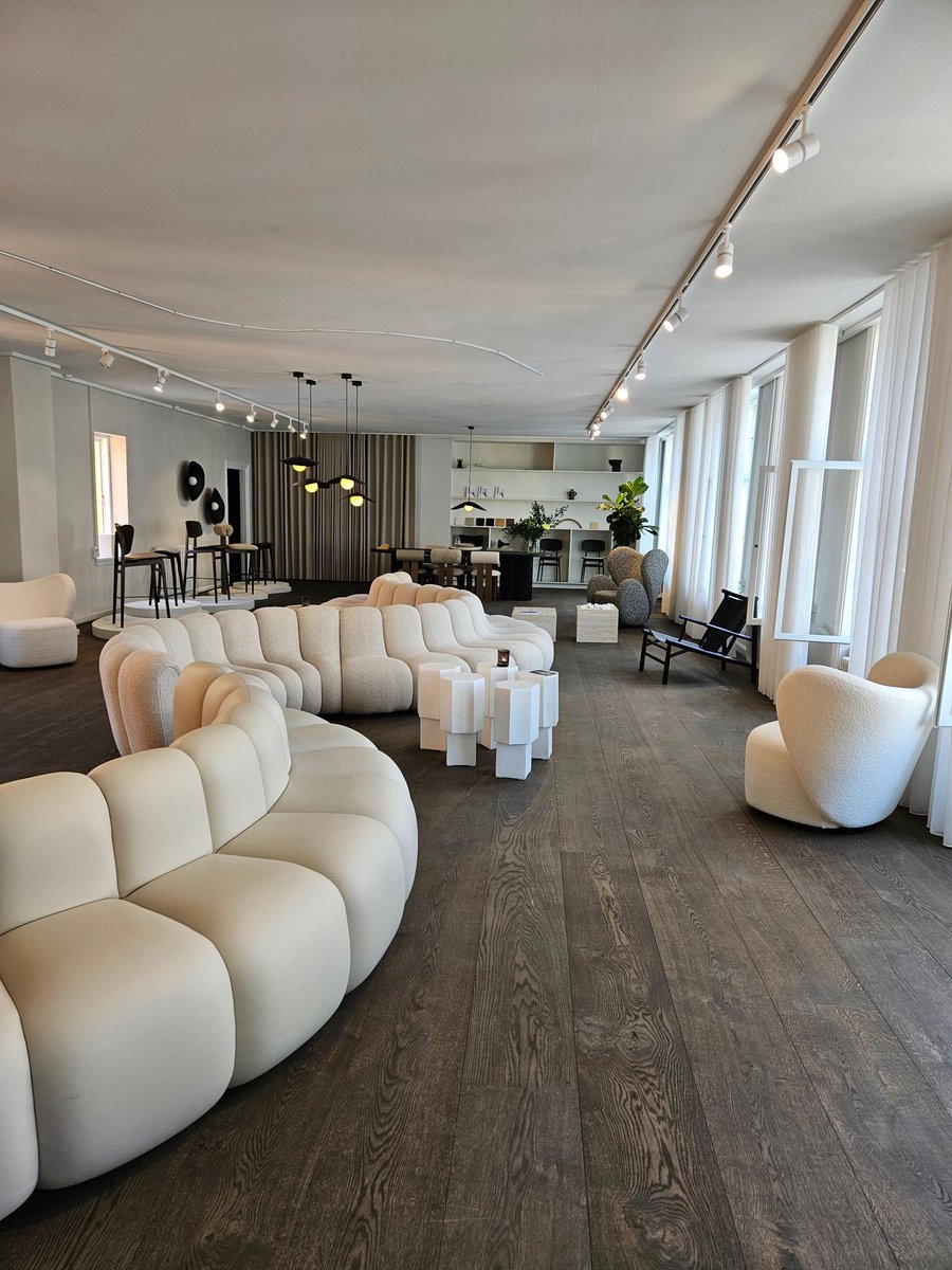 DesignCell's tweet image. DesignCell’s  Lithuanian team spent 3 days in Copenhagen, Denmark for the @3daysofdesign festival. Check out these photos to see some of the inspiring designs!

#3daysofdesign #interiordesign #innovative #architect #architecture #dayatdesigncell #copenhagen