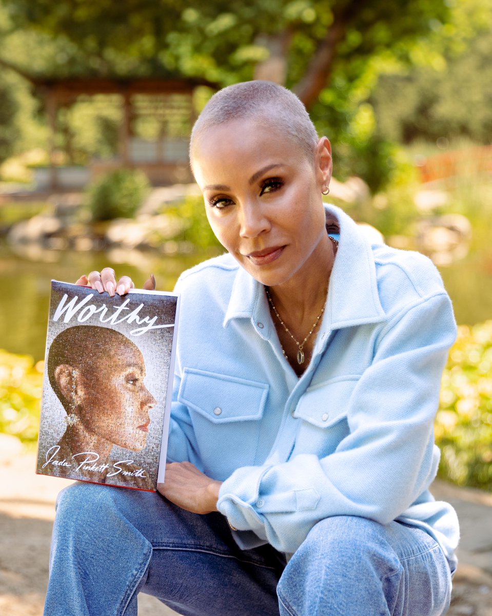 Red Table Talk (@redtabletalk) on Twitter photo Big news, RTT family! <a href="/jadapsmith/">Jada Pinkett Smith</a> is releasing her first ever memoir on October 17 and pre-orders start TODAY!
Reserve your copy and save yourself a seat at her book tour here: ourworthyjourney.com
See you this fall 👋🏽 Big news, RTT family! <a href="/jadapsmith/">Jada Pinkett Smith</a> is releasing her first ever memoir on October 17 and pre-orders start TODAY!
Reserve your copy and save yourself a seat at her book tour here: ourworthyjourney.com
See you this fall 👋🏽