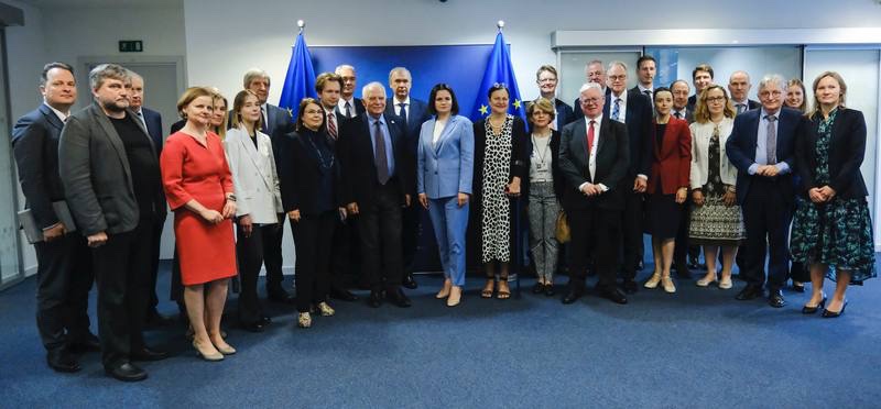 Tania Marinich (@taniamarinich) on Twitter photo Happy to take part in the launch of the EU Belarus consultative group opened by <a href="/JosepBorrellF/">Josep Borrell Fontelles</a> and <a href="/Tsihanouskaya/">Sviatlana Tsikhanouskaya</a>. According to the EU High Representative the group should become a platform for a continuing dialogue. Glad to discuss EU perspective for Belarus. #freebelarus Happy to take part in the launch of the EU Belarus consultative group opened by <a href="/JosepBorrellF/">Josep Borrell Fontelles</a> and <a href="/Tsihanouskaya/">Sviatlana Tsikhanouskaya</a>. According to the EU High Representative the group should become a platform for a continuing dialogue. Glad to discuss EU perspective for Belarus. #freebelarus